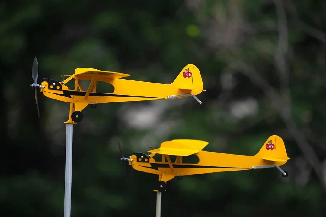 Amazon.com : Piper J3 Cub Airplane Wind Spinner - Metal Airplane